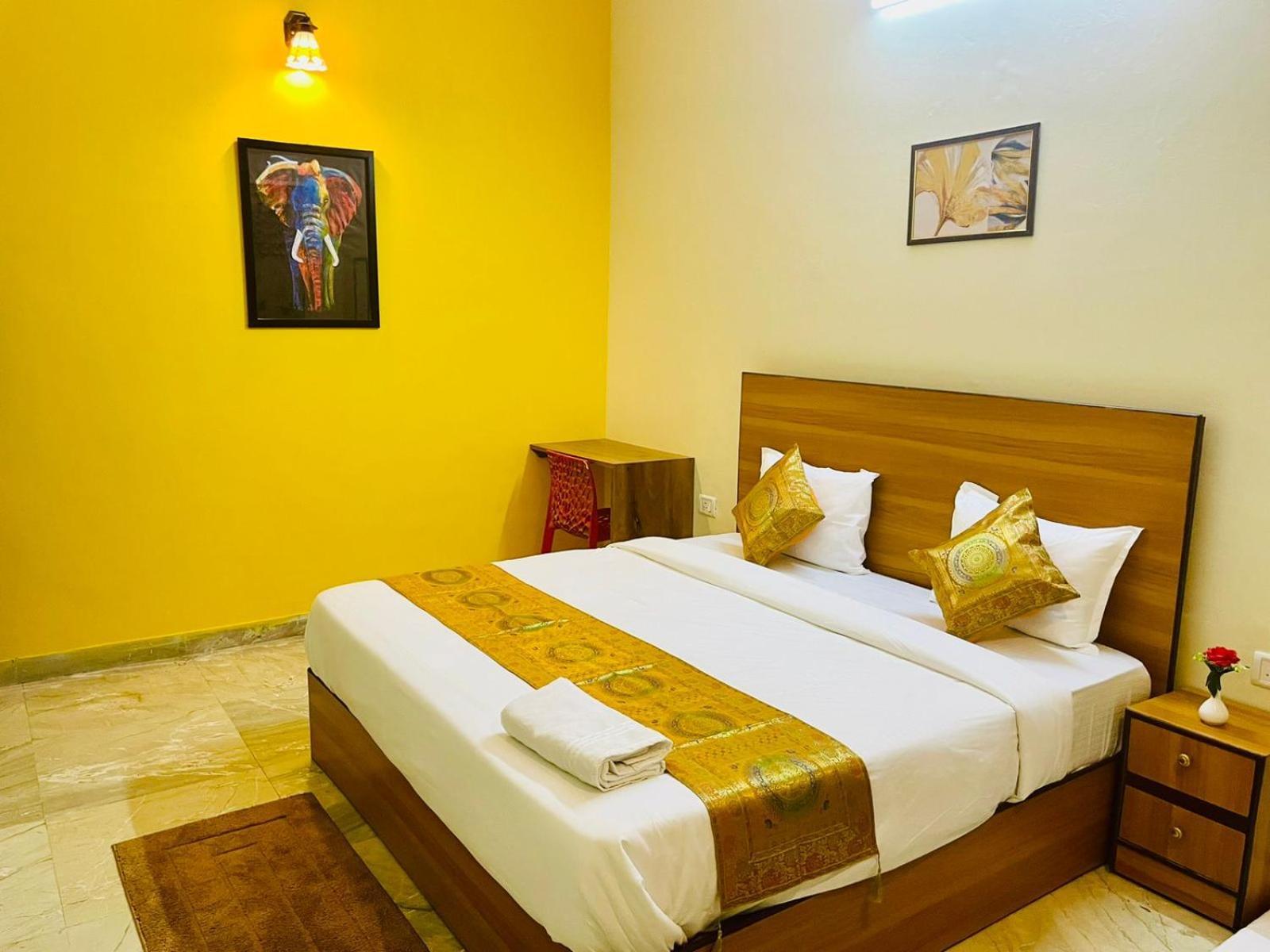 Shankar Vilaas -A Boutique Stay Forigners Choice Near Ghats And Temples Váránaszi Kültér fotó
