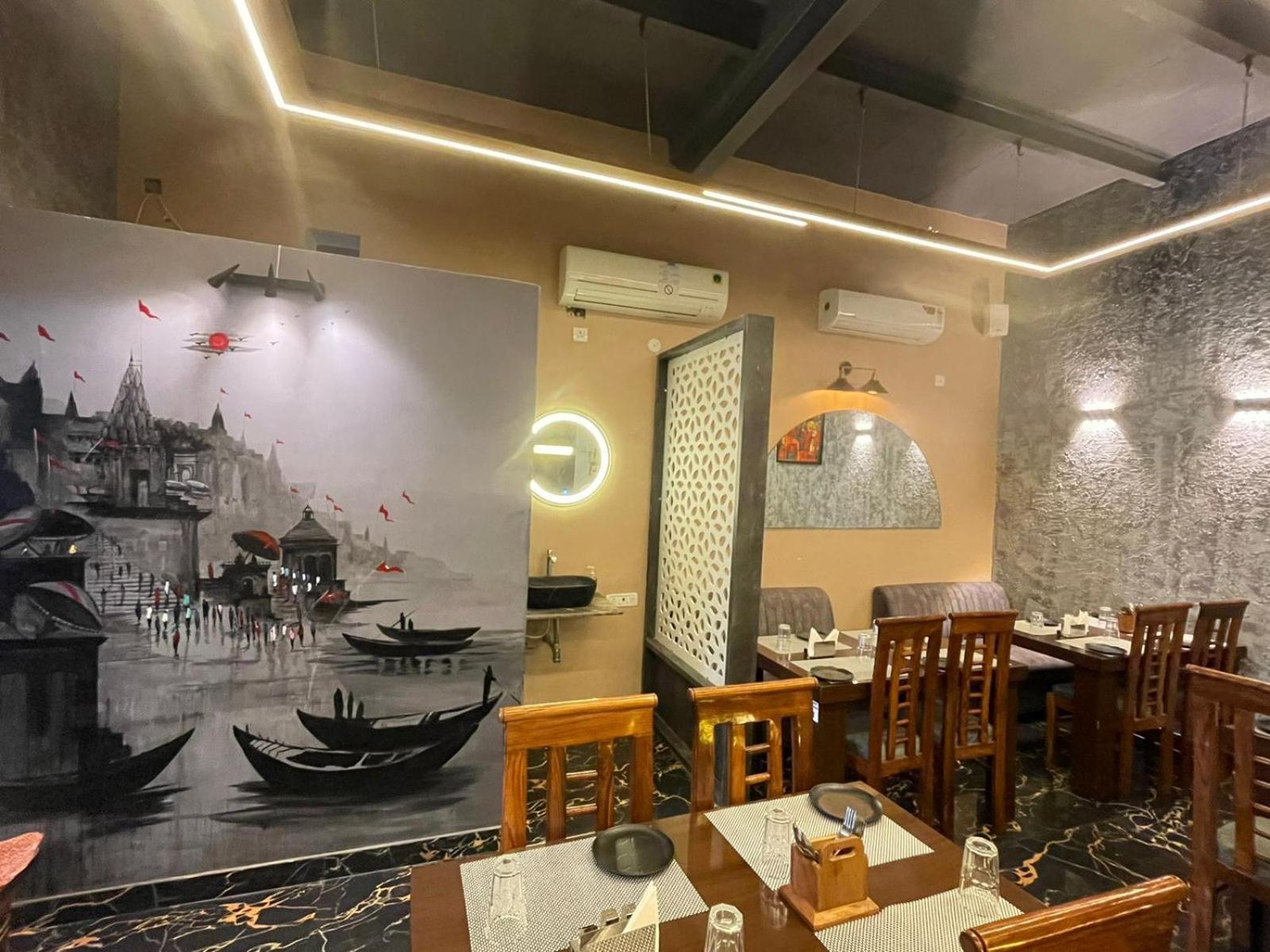 Shankar Vilaas -A Boutique Stay Forigners Choice Near Ghats And Temples Váránaszi Kültér fotó