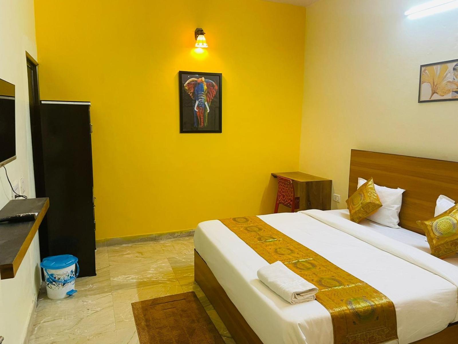 Shankar Vilaas -A Boutique Stay Forigners Choice Near Ghats And Temples Váránaszi Kültér fotó